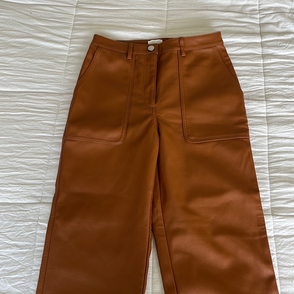 Aritizia Wilfred Free LUCY PANT. Rich chestnut. Size 4 - Picture 1 of 4